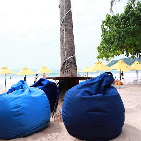 Fresh Wave Mirissa - Beach Front Ngoại thất bức ảnh